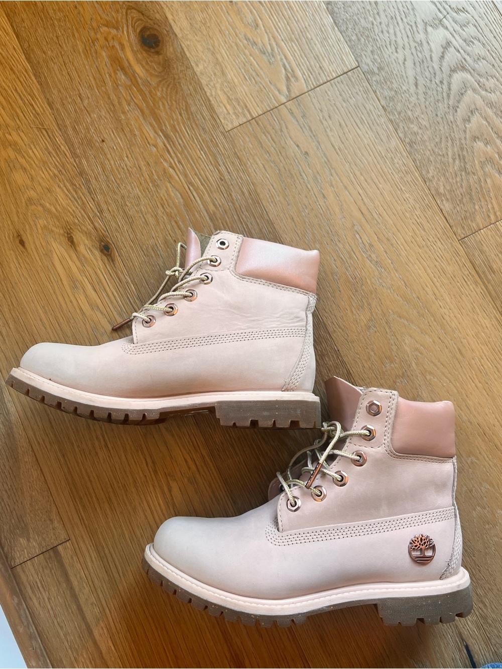 Timberland Women's Blush Pink Lace-Up Leather Boots US Size 7.5 Like New